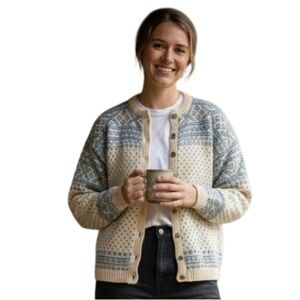 Husfliden Oslo Classic Nordic Cream and Blue Cardigan